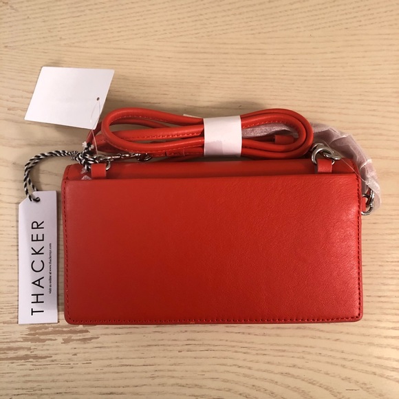Thacker Eve Crossbody Wallet in Chili NWT - Picture 5 of 6